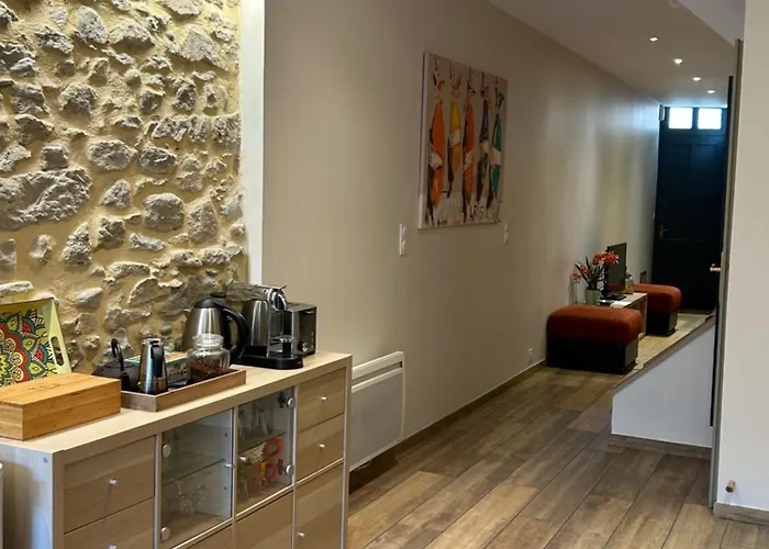 Feriehus Au Pied De La Cite Medievale, Piscine, Vue Extraordinaire, La Trivala A Carcassonne