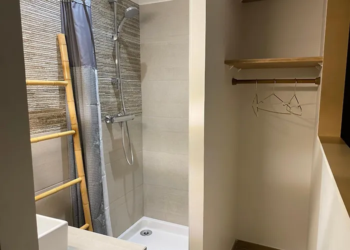 Au Pied De La Cite Medievale, Piscine, Vue Extraordinaire, La Trivala A *